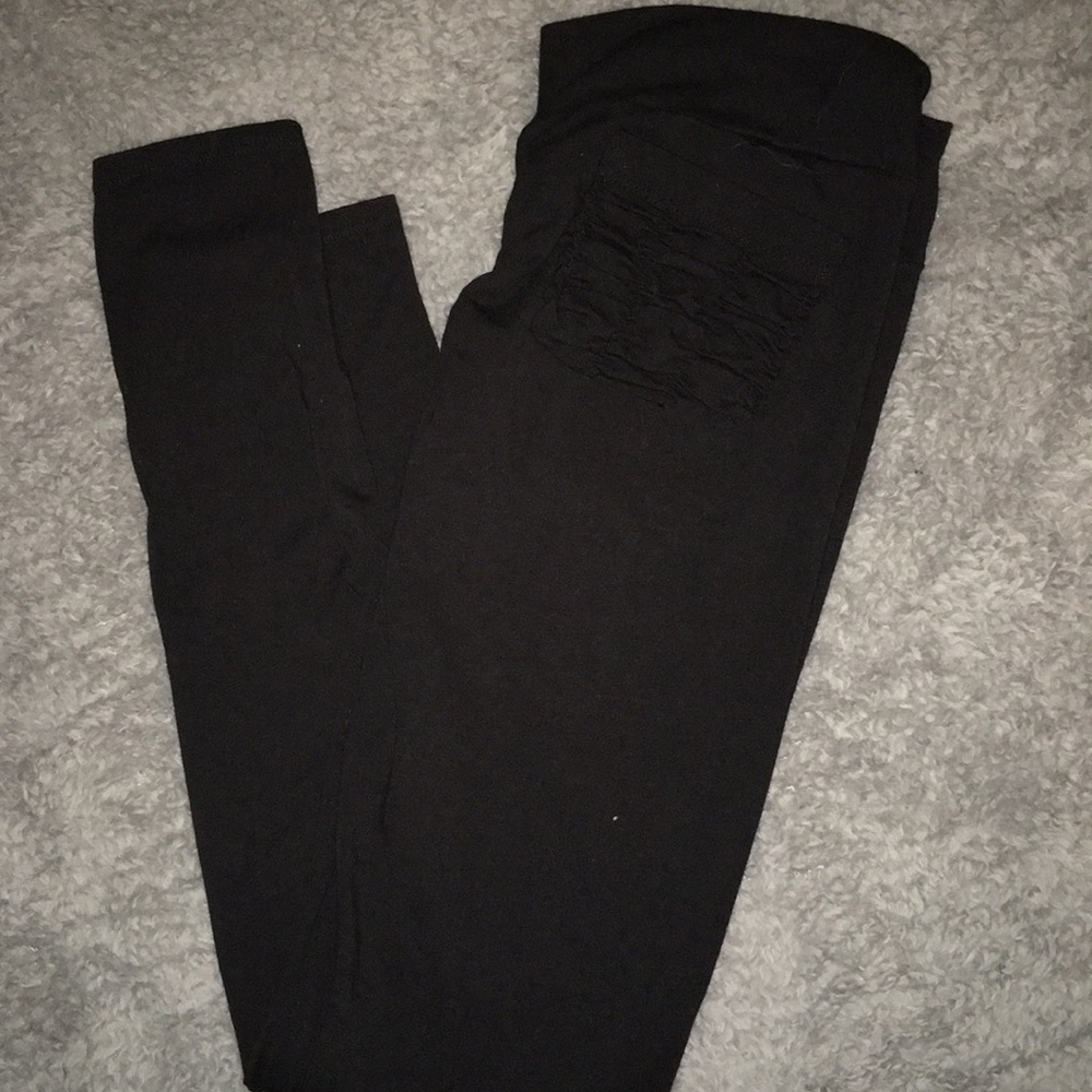 Black leggings
